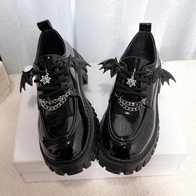 Metal Chain Platform Shoes Women Lolita Gothic Wing Design Shoes for Women College Style Leather Pumps Women School Uniform Shoe