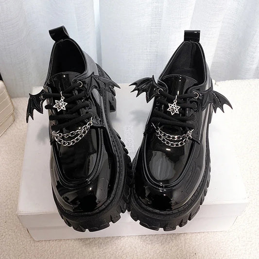 Metal Chain Platform Shoes Women Lolita Gothic Wing Design Shoes for Women College Style Leather Pumps Women School Uniform Shoe