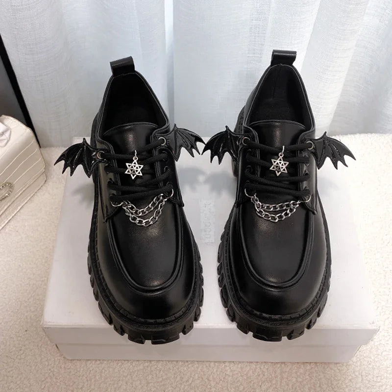 Metal Chain Platform Shoes Women Lolita Gothic Wing Design Shoes for Women College Style Leather Pumps Women School Uniform Shoe