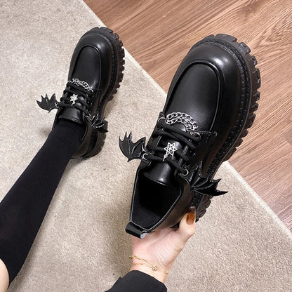 Metal Chain Platform Shoes Women Lolita Gothic Wing Design Shoes for Women College Style Leather Pumps Women School Uniform Shoe