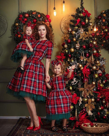 Plaid Christmas Matching Dresses Plaid Mother and Daughter Christmas Photo Mommy and Me Dress Plaid Dress Red Check Pattern Christmas Dress